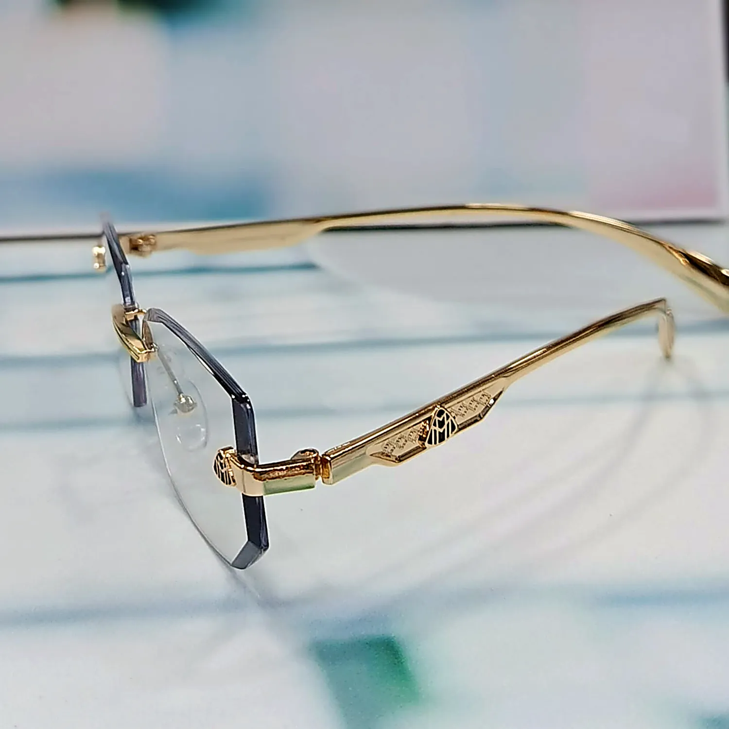 L-106 Crystal Bifocal - Image 6